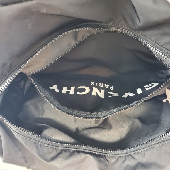 NWT$1385 Givenchy Black Gym Duffle Nylon Bag - Picture 9 of 16